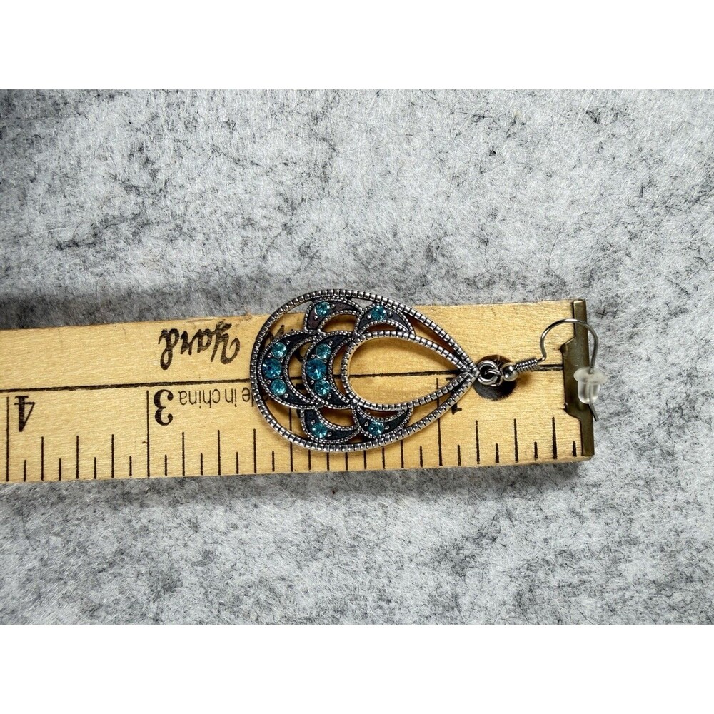 Aqua Blue Rhinestone Teardrop Dangle Earrings Silver Tone Filigree - Picture 6 of 6